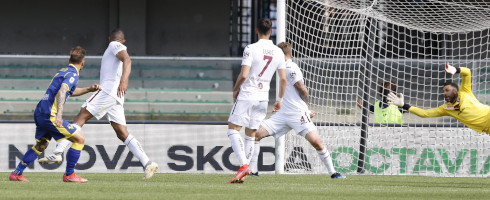 Dimarco-2105-Torino-Verona-goal-epa