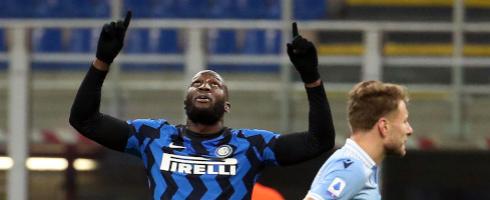 Lukaku-2102-celebs-sky-immobile-epa