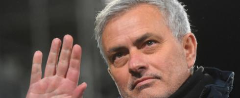 Mourinho-2104-wave-epa