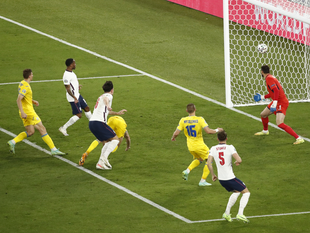 Harry Maguire England Ukraine