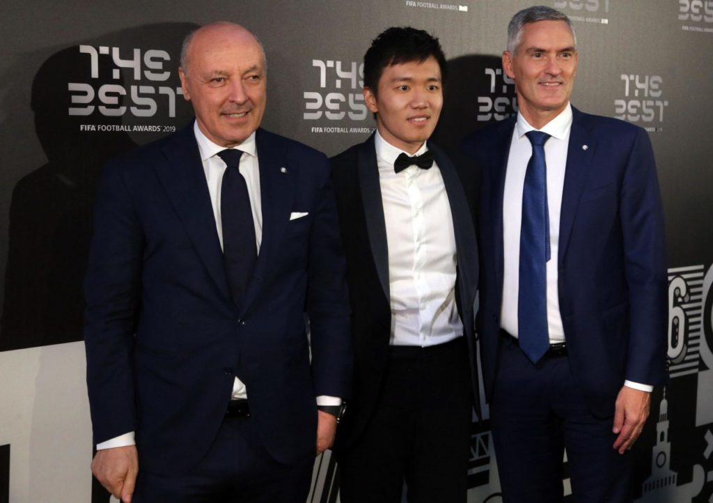 epa07866201 Picture made available 24 September 2019 of (L- R) Chief Executive Officer Sport FC Internazionale Giuseppe Marotta, President FC Internazionale Steven Zhang Kangyang and Chief Executive Officer Corporate FC Internazionale Alessandro Antonello arriving for the Best FIFA Football Awards 2019 in Milan, Italy, 23 September 2019. EPA-EFE/MATTEO BAZZI