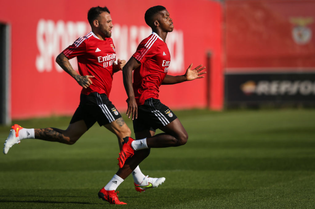 epa09407540 Benfica's players Otamendi (L) and Florentino (R) in action during a training session at Seixal training center in Seixal, Portugal, 09 August 2021. Benfica will face Spartak Moscow in the second leg of the UEFA Champions League third qualifying round, at Luz stadium in Lisbon on 10 of August. EPA-EFE/RODRIGO ANTUNES