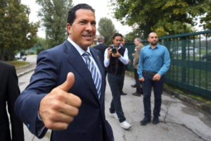 epa04448119 US lawyer Joe Tacopina, the new President of Italian soccer club Bologna FC, poses for photographers after being appointed during the Board of Directors meeting of the Serie B club in Bologna, Italy, 15 October 2015. EPA/GIORGIO BENVENUTI