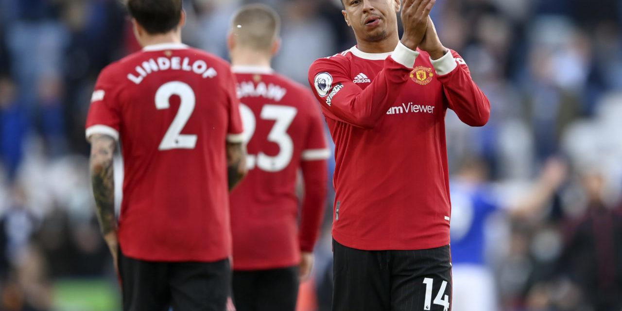 epa09527498 Jesse Lingard (R) of Manchester United reacts after losing the English Premier League match between Leicester City and Manchester United in Leicester, Britain, 16 October 2021. EPA-EFE/NEIL HALL EDITORIAL USE ONLY. No use with unauthorized audio, video, data, fixture lists, club/league logos or 'live' services. Online in-match use limited to 120 images, no video emulation. No use in betting, games or single club/league/player publications