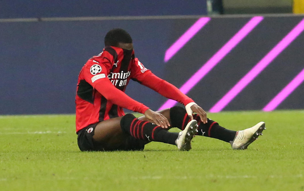 epa09628226 AC Milan?s Fikayo Tomori reacts during the UEFA Champions League group B soccer match between Ac Milan and Liverpool at Giuseppe Meazza stadium in Milan, Italy, 07 December 2021. EPA-EFE/MATTEO BAZZI