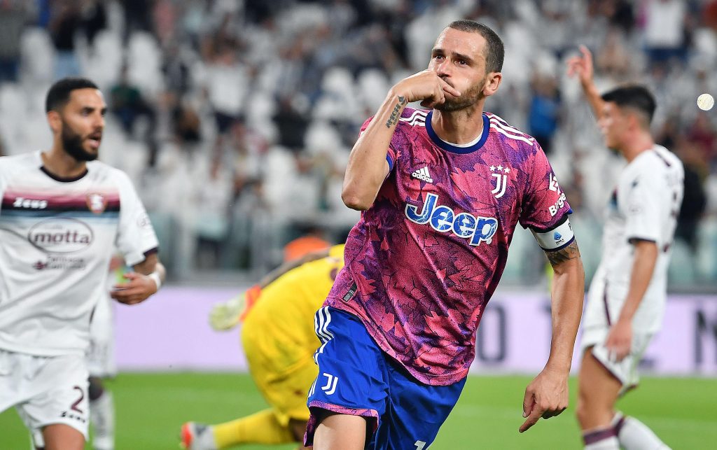 epa10178782 Juventus' Leonardo Bonucci celebrates after scoring the 2-2 equalizer during the Italian Serie A soccer match between Juventus FC and US Salernitana in Turin, Italy, 11 September 2022. EPA-EFE/Alessandro Di Marco