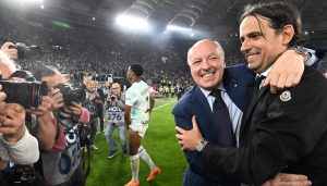 epa10651529 Inter's coach Simone Inzaghi (R) and CEO Giuseppe Marotta celebrate after winning the Coppa Italia Final soccer match between ACF Fiorentina and FC Inter, in Rome, Italy, 24 May 2023. EPA-EFE/CLAUDIO PERI