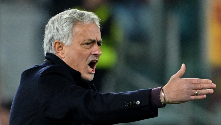 Jose Mourinho Roma angry