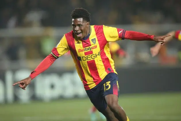 epa11121946 US Lecce's Dorgu jubilates after scoring a goal during the Italian Serie A soccer match US Lecce - ACF Fiorentina at the Via del Mare stadium in Lecce, Italy, 02 February 2024. EPA-EFE/ABBONDANZA SCURO LEZZI