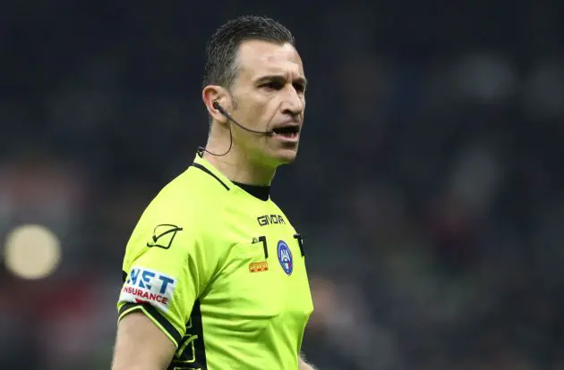 MILAN, ITALY - FEBRUARY 11: Referee Daniele Doveri looks on during the Serie A TIM match between AC Milan and SSC Napoli - Serie A TIM at Stadio Giuseppe Meazza on February 11, 2024 in Milan, Italy. (Photo by Marco Luzzani/Getty Images)