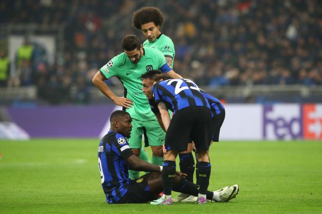 MILAN, ITALY - FEBRUARY 20: Marcus Thuram of Serie A club FC Internazionale goes down with an injury during the UEFA Champions League 2023/24 round of 16 first leg match between FC Internazionale and Atletico Madrid at Stadio Giuseppe Meazza on February 20, 2024 in Milan, Italy. (Photo by Marco Luzzani/Getty Images)