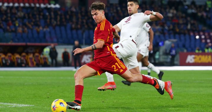 ROME, ITALY - FEBRUARY 26: Paulo Dybala of AS Roma scores his team's third goal and his hat-trick goal during the Serie A TIM match between AS Roma and Torino FC at Stadio Olimpico on February 26, 2024 in Rome, Italy. (Photo by Paolo Bruno/Getty Images)