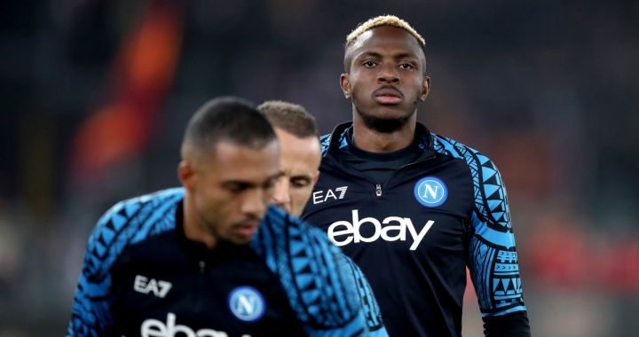 ROME, ITALY - DECEMBER 23: Victor Osimhen of SSC Napoli looks on in the warm up prior to the Serie A TIM match between AS Roma and SSC Napoli at Stadio Olimpico on December 23, 2023 in Rome, Italy. (Photo by Paolo Bruno/Getty Images)