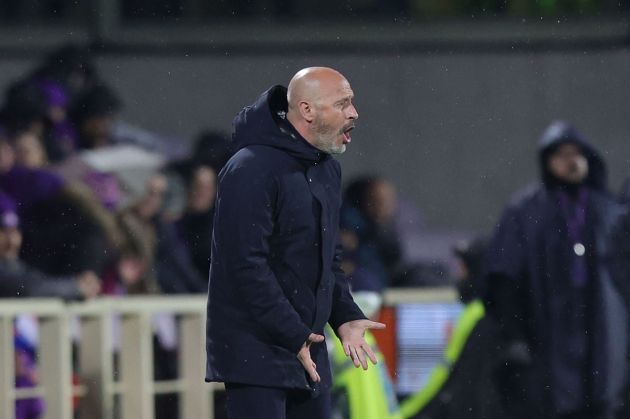 FLORENCE, ITALY - FEBRUARY 26: Head coach Vincenzo Italiano manager of ACF Fiorentina reacts during the Serie A TIM match between ACF Fiorentina and SS Lazio at Stadio Artemio Franchi on February 26, 2024 in Florence, Italy. (Photo by Gabriele Maltinti/Getty Images)