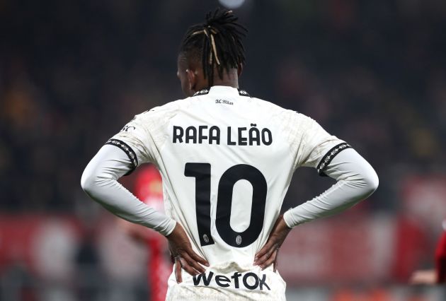 MONZA, ITALY - FEBRUARY 18: Rafael Leao of AC Milan shows his dejection during the Serie A TIM match between AC Monza and AC Milan - Serie A TIM at U-Power Stadium on February 18, 2024 in Monza, Italy. (Photo by Marco Luzzani/Getty Images)