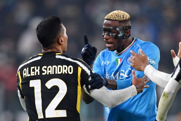 TURIN, ITALY - DECEMBER 08: Victor Osimhen of SSC Napoli interacts with Alex Sandro of Juventus during the Serie A TIM match between Juventus and SSC Napoli at Allianz Stadium on December 08, 2023 in Turin, Italy. (Photo by Valerio Pennicino/Getty Images)