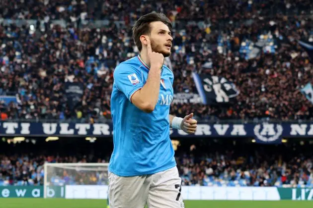 NAPLES, ITALY - FEBRUARY 04: Khvicha Kvaratskhelia of SSC Napoli celebrates after scoring his side second goal during the Serie A TIM match between SSC Napoli and Hellas Verona FC at Stadio Diego Armando Maradona on February 04, 2024 in Naples, Italy. (Photo by Francesco Pecoraro/Getty Images)