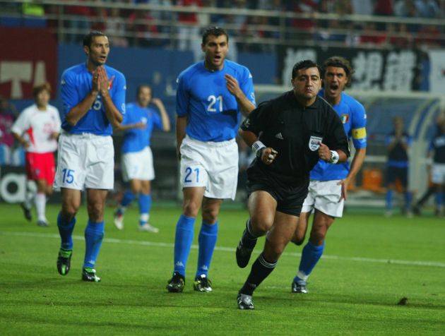 DAEJEON - JUNE 18: (From left to right) Mark Iuliano, Christian Vieri and captain Paolo Maldini of Italy complain to referee Byron Moreno of Ecuador during the FIFA World Cup Finals 2002 Second Round match between South Korea and Italy played at the Daejeon World Cup Stadium, in Daejeon, South Korea on June 18, 2002. South Korea won the match 2-1 with a Golden Goal in extra-time. DIGITAL IMAGE. (Photo by Ben Radford/Getty Images)