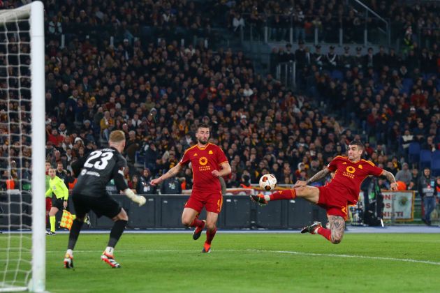 ROME, ITALY - MARCH 07: Gianluca Mancini of AS Roma scores his team's third goal during the UEFA Europa League 2023/24 round of 16 first leg match between AS Roma and Brighton & Hove Albion at Stadio Olimpico on March 07, 2024 in Rome, Italy. (Photo by Paolo Bruno/Getty Images) (Photo by Paolo Bruno/Getty Images)