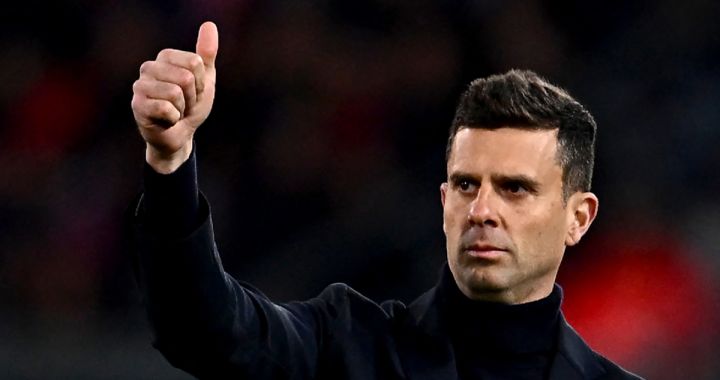 Bologna coach Thiago Motta gestures during the Italian Serie A football match between Bologna and Inter Milan at the Renato-Dall'Ara stadium in Bologna on March 9, 2024. (Photo by Gabriel BOUYS / AFP) (Photo by GABRIEL BOUYS/AFP via Getty Images)