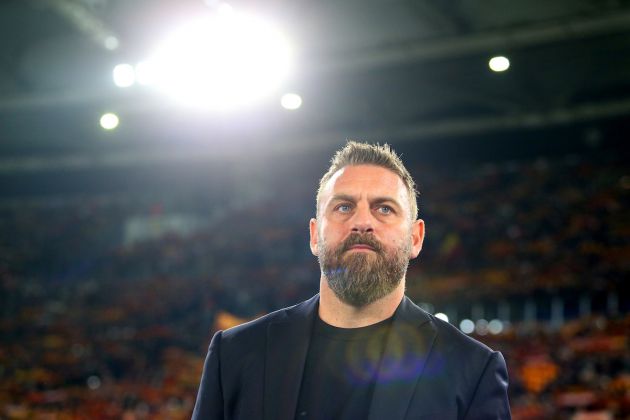ROME, ITALY - FEBRUARY 26: Daniele De Rossi, Head Coach of AS Roma, looks on prior to the Serie A TIM match between AS Roma and Torino FC at Stadio Olimpico on February 26, 2024 in Rome, Italy. (Photo by Paolo Bruno/Getty Images)