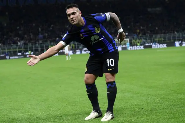 MILAN, ITALY - FEBRUARY 28: Lautaro Martinez of FC Internazionale celebrates scoring his team's second goalduring the Serie A TIM match between FC Internazionale and Atalanta BC - Serie A TIM at Stadio Giuseppe Meazza on February 28, 2024 in Milan, Italy. (Photo by Marco Luzzani/Getty Images)