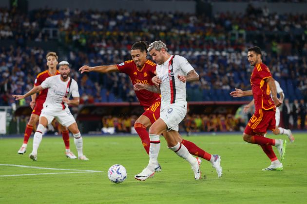 Chris Smalling ROME, ITALY - SEPTEMBER 01: Theo Hernandez of AC Milan is challenged by rom6during the Serie A TIM match between AS Roma and AC Milan at Stadio Olimpico on September 01, 2023 in Rome, Italy. (Photo by Paolo Bruno/Getty Images)