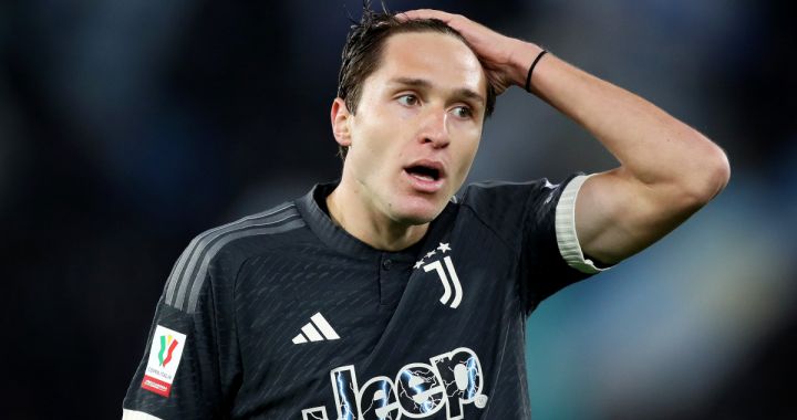 ROME, ITALY - APRIL 23: Federico Chiesa of Juventus reacts during the Coppa Italia Semi-final Second Leg match between SS Lazio and Juventus FC at Stadio Olimpico on April 23, 2024 in Rome, Italy. (Photo by Paolo Bruno/Getty Images)