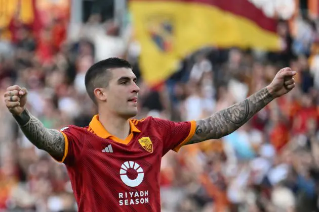 Roma defender Gianluca Mancini celebrates after scoring the team's first goal during the Italian Serie A football match between AS Roma and Lazio on April 6, 2024 at the Olympic stadium in Rome. (Photo by Alberto PIZZOLI / AFP) (Photo by ALBERTO PIZZOLI/AFP via Getty Images)