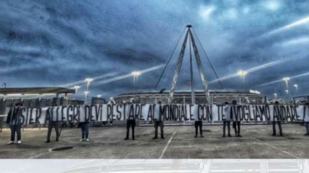 Juventus ultras Max Allegri banner