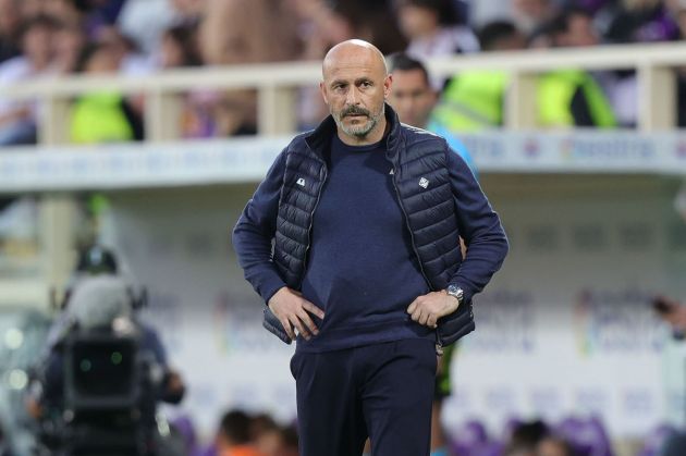 FLORENCE, ITALY - APRIL 15: Head coach Vincenzo Italiano manager of ACF Fiorentina looks on during the Serie A TIM match between ACF Fiorentina and Genoa CFC at Stadio Artemio Franchi on April 15, 2024 in Florence, Italy.(Photo by Gabriele Maltinti/Getty Images)