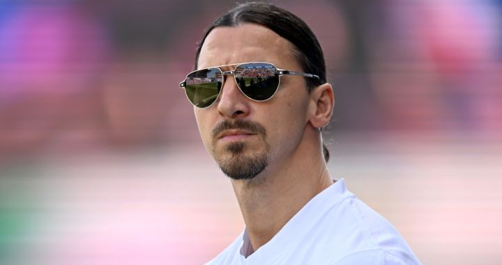 REGGIO NELL'EMILIA, ITALY - APRIL 14: Zlatan Ibrahimovic looks on prior to the Serie A TIM match between US Sassuolo and AC Milan at Mapei Stadium - Citta' del Tricolore on April 14, 2024 in Reggio nell'Emilia, Italy. (Photo by Alessandro Sabattini/Getty Images)