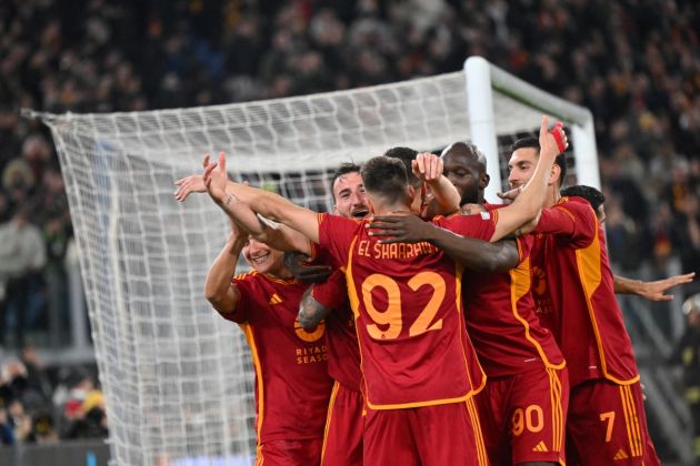 Roma midfielder Bryan Cristante (CL) celebrates teammates after scoring Roma fourth goal during the UEFA Europa League last 16 first leg football match between AS Roma and Brighton and Hove Albion at the Olympic Stadium in Rome on March 7, 2024. (Photo by Andreas SOLARO / AFP) (Photo by ANDREAS SOLARO/AFP via Getty Images)