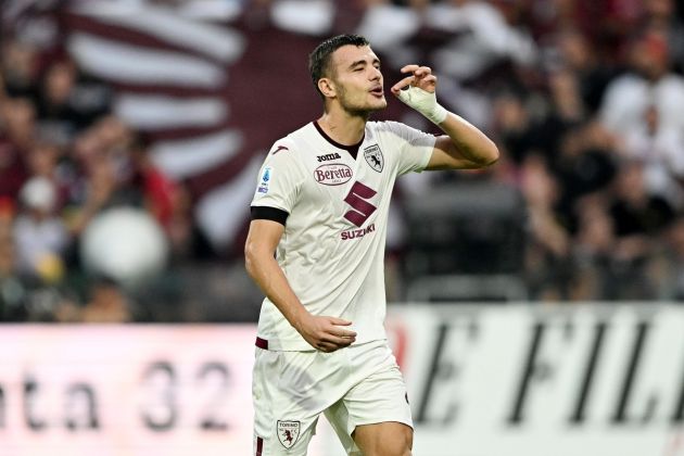 SALERNO, ITALY - SEPTEMBER 18: Alessandro Buongiorno of Torino FC celebrates after scoring the 0-1 goal during the Serie A TIM match between US Salernitana and Torino FC at Stadio Arechi on September 18, 2023 in Salerno, Italy. (Photo by Francesco Pecoraro/Getty Images)