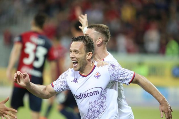 Juventus loanee and Fiorentina's Arthur celebrates after scoring the 2-3 goal during the Italian Serie A soccer match of Cagliari Calcio against AFC Fiorentina, in Cagliari, Italy, 23 May 2024. EPA-EFE/FABIO MURRU