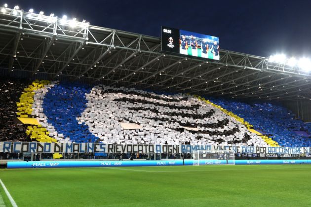 BERGAMO, ITALY - MAY 09: A general view as fans of Atalanta BC create a mosaic prior to the UEFA Europa League 2023/24 Semi-Final second leg match between Atalanta BC and Olympique de Marseille at Stadio Atleti Azzurri d'Italia on May 09, 2024 in Bergamo, Italy. (Photo by Marco Luzzani/Getty Images)