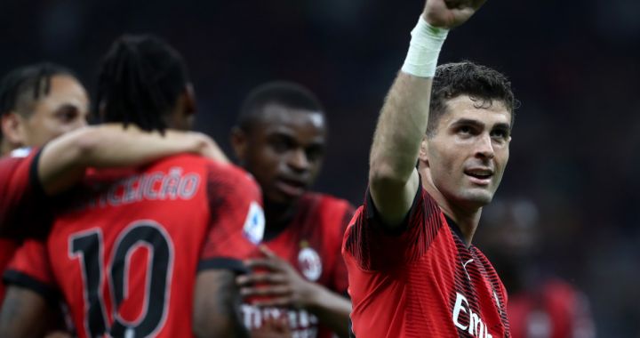 MILAN, ITALY - MAY 11: Christian Pulisic of AC Milan (R) celebrates scoring his team's second goal during the Serie A TIM match between AC Milan and Cagliari at Stadio Giuseppe Meazza on May 11, 2024 in Milan, Italy. (Photo by Marco Luzzani/Getty Images)