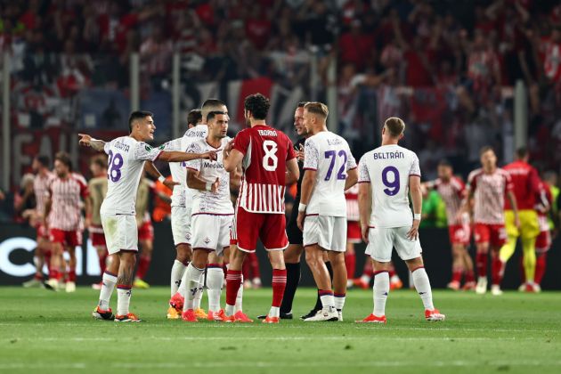 ATHENS, GREECE - MAY 29: Rolando Mandragora of ACF Fiorentina and Vicente Iborra of Olympiacos interact after Ayoub El Kaabi of Olympiacos (not pictured) scores his team's first goal during the UEFA Europa Conference League 2023/24 final match between Olympiacos FC and ACF Fiorentina at AEK Arena on May 29, 2024 in Athens, Greece. (Photo by Francois Nel/Getty Images)