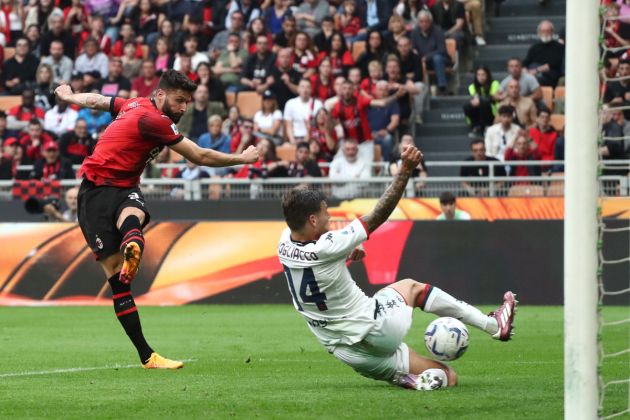 MILAN, ITALY - MAY 05: Olivier Giroud of AC Milan scores his team's third goal during the Serie A TIM match between AC Milan and Genoa CFC at Stadio Giuseppe Meazza on May 05, 2024 in Milan, Italy. (Photo by Marco Luzzani/Getty Images)