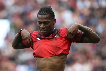 MILAN, ITALY - MAY 05: Rafael Leao of AC Milan is substituted off during the Serie A TIM match between AC Milan and Genoa CFC at Stadio Giuseppe Meazza on May 05, 2024 in Milan, Italy. (Photo by Marco Luzzani/Getty Images)