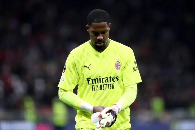 MILAN, ITALY - APRIL 11: Mike Maignan of AC Milan looks dejected after the team's defeat in the UEFA Europa League 2023/24 Quarter-Final first leg match between AC Milan and AS Roma at Stadio Giuseppe Meazza on April 11, 2024 in Milan, Italy. (Photo by Marco Luzzani/Getty Images)