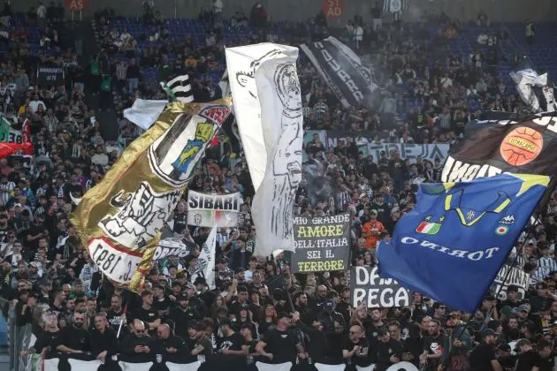 ROME, ITALY - MAY 05: Fans of Juventus show their support in the stands prior to the Serie A TIM match between AS Roma and Juventus at Stadio Olimpico on May 05, 2024 in Rome, Italy. (Photo by Paolo Bruno/Getty Images)