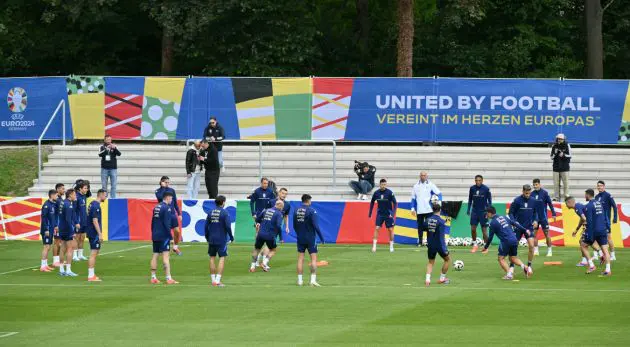 Players take part in a training sesssion of Italy's national football team ahead of the UEFA Euro 2024 football Championship in Iserlohn, on June 12, 2024. (Photo by Alberto PIZZOLI / AFP) (Photo by ALBERTO PIZZOLI/AFP via Getty Images)