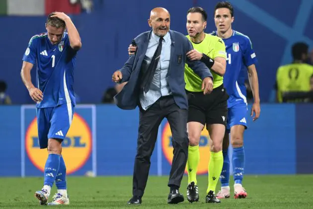 Italy's head coach Luciano Spalletti is removed from the pitch by Dutch referee Danny Makkelie during the UEFA Euro 2024 Group B football match between the Croatia and Italy at the Leipzig Stadium in Leipzig on June 24, 2024. (Photo by Christophe SIMON / AFP) (Photo by CHRISTOPHE SIMON/AFP via Getty Images)