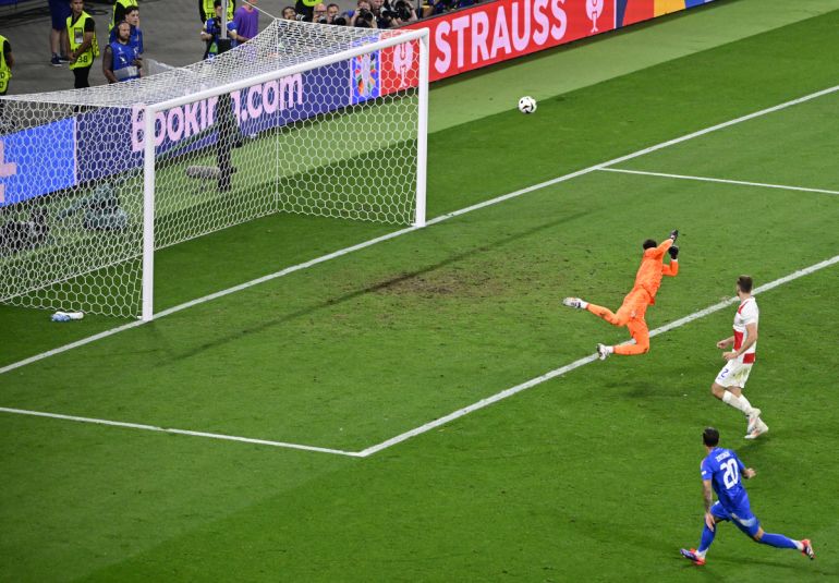 EURO 2024 - Croatia 1-1 Italy: Zaccagni 98th-minute Miracle