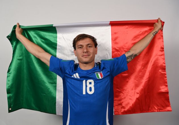 FLORENCE, ITALY - JUNE 08: Nicolo Barella of Italy poses for a portrait during the Italy portrait session ahead of the UEFA EURO 2024 Germany at Centro Tecnico Federale di Coverciano on June 08, 2024 in Florence, Italy. (Photo by Claudio Villa/Getty Images)