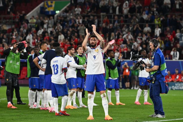 France's forward #09 Olivier Giroud celebrates after winning the UEFA Euro 2024 Group D football match between Austria and France at the Duesseldorf Arena in Duesseldorf on June 17, 2024. (Photo by OZAN KOSE / AFP) (Photo by OZAN KOSE/AFP via Getty Images)
