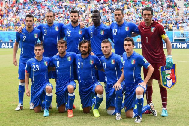 NATAL, BRAZIL - JUNE 24: Italy players pose for a team photo prior to the 2014 FIFA World Cup Brazil Group D match between Italy and Uruguay at Estadio das Dunas on June 24, 2014 in Natal, Brazil. (Photo by Claudio Villa/Getty Images)