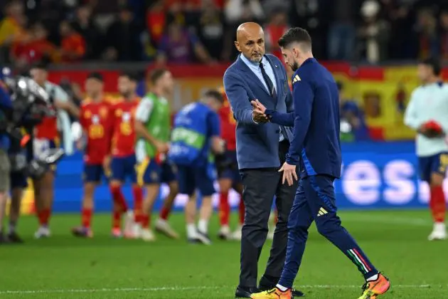 GELSENKIRCHEN, GERMANY - JUNE 20: Luciano Spalletti, Head Coach of Italy, interacts with Jorginho of Italy after the team's defeat in the UEFA EURO 2024 group stage match between Spain and Italy at Arena AufSchalke on June 20, 2024 in Gelsenkirchen, Germany. (Photo by Claudio Villa/Getty Images for FIGC)