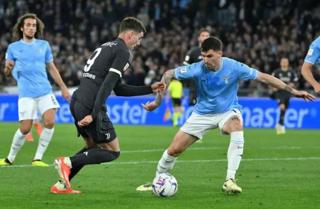 Lazio's Alessio Romagnoli (R) in action against Juventus' Dusan Vlahovic during the Italian Cup semifinal 2nd leg soccer match between SS Lazio and Juventus FC, in Rome, Italy, 23 April 2024. EPA-EFE/ETTORE FERRARI